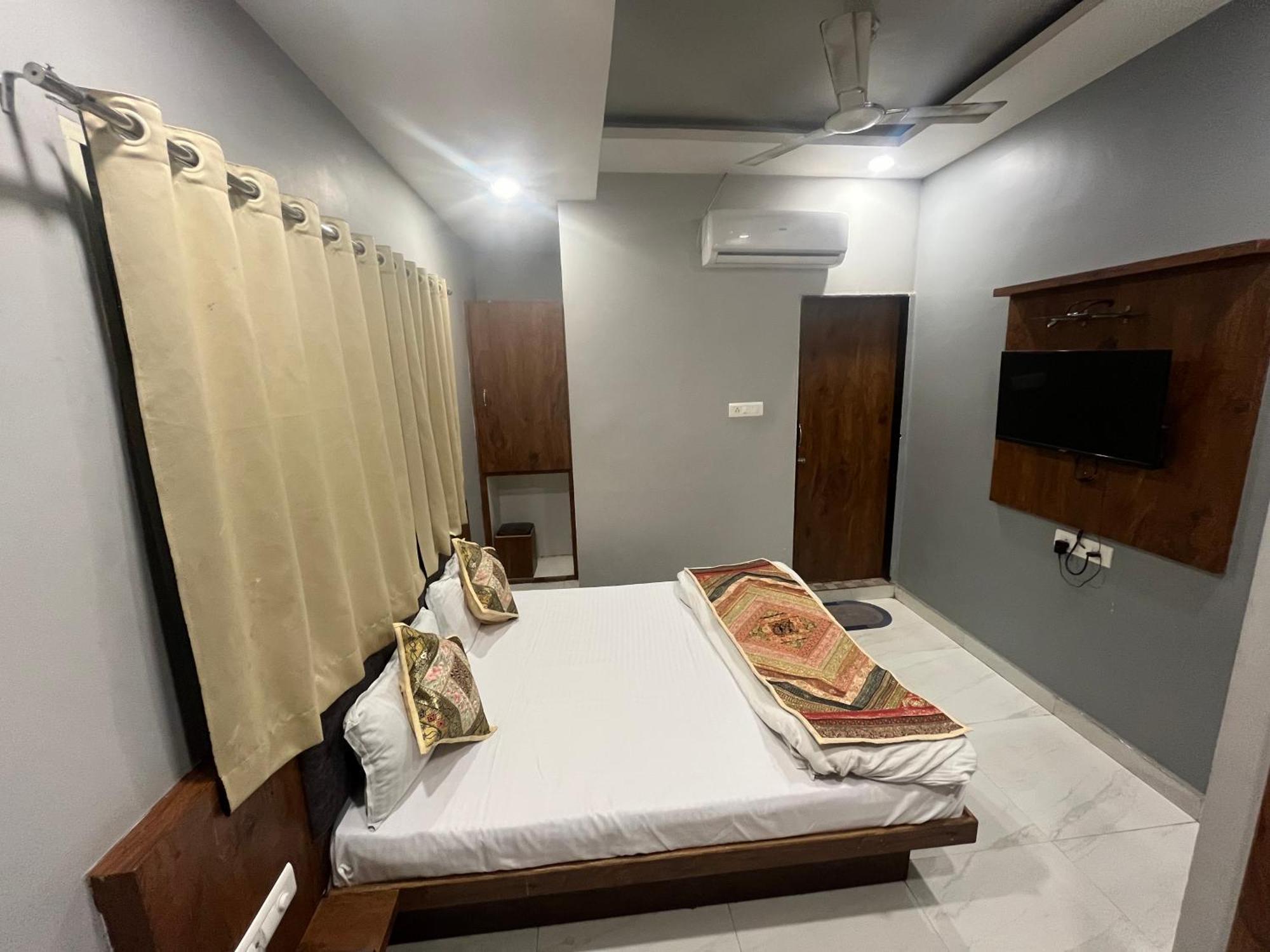 Hotel Shankar Ujjain Exterior foto